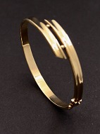 8 ct. gold bangle