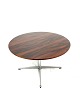 Coffee table in rosewood designed by Arne Jacobsen and manufactured by Fritz Hansen in 1987. The ...