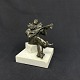 Height 12 cm.The base measures 9.5x9.5 cm.Beautiful patinated bronze figure of Pierrot ...