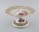 Antique Meissen compote in openwork porcelain with hand-painted flowers, insects 
and gold decoration. Marcolini period 1774-1814.
Museum quality.