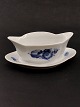 Royal 
Copenhagen blue 
flower sauce 
bowl 10/8159 
1.choice item 
No. 480495
Stock:2