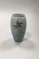 Bing & Grondahl 
Art Nouveau 
Vase No 62/254. 
Measures 13 cm 
/ 5.12 in.