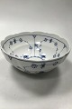 Royal 
Copenhagen Blue 
Fluted Plain 
Salad Bowl No 
191
Measures 
23,3cm x 9cm  ( 
9.17 inch x ...