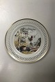 Bing & Grondahl 
Carl Larsson 
Plate Cancer 
Catch No 
4509/616. 
Measures 17,2 
cm / 6.8 in.