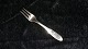 Cake fork worn #Mitra Georg Jensen
Design: Gundorph Albertus in 1941.
Length 14.8 cm