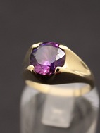 8 ct. vintage gold ring