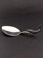 Fish serving spade