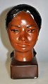 Carlsen, Poul 
Hauch (1921 - 
2006) Denmark. 
Burmese girl. 
Painted plaster 
figure. Signed. 
H .: 21 ...