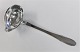 Georg Jensen. 
Silver cutlery 
(830). Beaded. 
Sauce ladle. 
Length 19 cm.