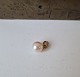 Akoya pearl pendant with mount in 14 kt goldStamped: 585Length 15 mm.Diameter of the pearl ...