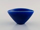 Per Linnemann-Schmidt (1912-1999) for Palshus. Skål i glaseret keramik. Smuk 
glasur i blå nuancer. 1960/70