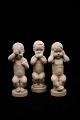 Svend Lindhart 
terracotta 
figures, "Do 
not see", "Do 
not hear" 
and "do not 
speak" 
Height:14cm. 
...