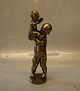 Kai Nielsen no 
10 Gilt Bronze  
Boy lifting 
baby 23 cm
Kai Nielsen 
1882-1924 (KN)  
Bronce