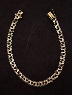 8 ct. gold  bracelet