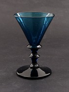 Blue-green anglaise glass