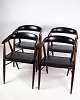 Sæt af fire stole i palisander i sort læder tegnet af Aksel Bender og Ejnar 
Larsen fremstillet af Møbelfabrikken Norden i 1960