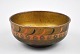 Russian bowl in painted wood. C.:19 cm. H: 8 cm.