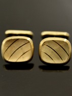 8 carat gold cufflinks