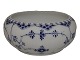 Royal 
Copenhagen Blue 
Fluted Full 
Lace. 
We buy.