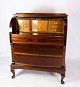 Chatol in mahogany with intarsia from around 1930sDimensions in cm: H: 112 W: 92 D: 53Great ...