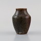 Felix-Auguste Delaherche (1857-1940), Frankrig. Vase i glaseret keramik. Smuk 
spættet glasur i grå og brune nuancer. 1920