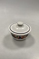 Royal 
Copenhagen 
Golden Summer / 
Gylden Sommer 
Bowl with Lid 
No. 1611
Measures  
11,5cm / 4.33 
...