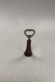 Royal 
Copenhagen 
Stoneware 
Bottle opener 
by Gerd 
Bøgelund No. 
22311
Measures 11cm 
/ 4.33 inch