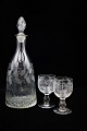 Fine, old 
French 1800 
century 
mouth-blown 
wine carafe 
with sharpened 
leaf motif and 
fine ...