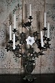 Antique French 
candlestick in 
dark patina 
decorated with 
2 fine old 
white opaline 
glass flower 
...