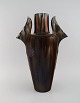 Clément Massier (1845-1917), Frankrig. Stor vase i glaseret keramik. Smuk 
polykrom glasur. Ca. 1900. 
