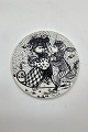 Monthly plate 
in faience for 
January - 
KONTAKT 
(contact). 
Designed by 
Bjørn Wiinblad 
for ...