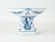 Empire 
porcelain set 
from Bing & 
Grøndahl from 
the 1940s.
Measurements 
in cm: H:9.5 
Dia:14
