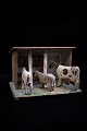 Decorative, old toy barn incl. 3 small cows in painted wood with super fine patina. Stable ...