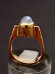 14 carat Danish design gold ring size 51 Weight 5.7 grams with moonstone item no. 498947
