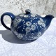 Kähler ceramic, 
Marguerite, 
Magasin frame, 
Teapot, 26cm 
wide, 12cm 
high, 
Decoration 
Design: Nils 
...