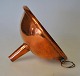 Copper funnel, 
19th century 
Denmark. Dia .: 
13 cm. H.:9 cm.
Great 
condition!