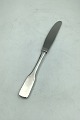 Hingelberg No. 
19 Sterling 
Silver Luncheon 
Knife Measures 
18 cm / 7.08 
inch