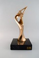 Tony Morey for 
Italica, Spain. 
Large modernist 
female 
sculpture in 
bronze on 
marble base. 
Late ...