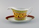 Paul Wunderlich for Rosenthal. Bokhara saucekande med underskål i porcelæn. 
Farverigt design, sent 1900-tallet.
