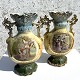 English magnificent vases, 33cm high, 22cm wide * patinated and with crackles *