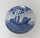 Royal 
Copenhagen. 
Child Welfare 
Day's plate 
1924. Diameter 
12.5 cm. (1 
quality)