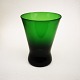 Dansk glas: Grønt vandglas fra Holmegaard Glasværk. H. 9-9½ cm. I god stand.