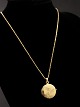 8 carat gold 
necklace 42.5 
cm. and 10 
carat gold 
pendant D. 2.3 
cm. item no. 
501849