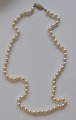 Pearl necklace with silver plated clasp, 20th century. Length: 60 cm.Perfect condition!