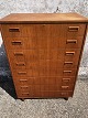 8 drawers chest of drawers in teak veneer. Shortened legs and too much sanding of the veneer on ...