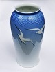 Bing & Grondahl 
vase in 
porcelain from 
Mågestellet. 
Appears in good 
condition. 
Factory first 
...