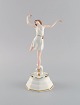 Rosenthal art 
deco porcelain 
figurine. 
Ballerina. 
1930s.
Measures: 23.5 
x 11.5 cm.
In ...