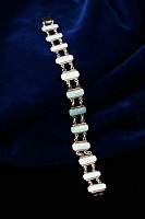 item no: 
Smykke 407