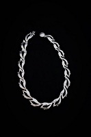 item no: 
Smykke 405