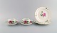 Meissen Pink Rose. To tekopper med underkopper og to tallerkener i håndmalet 
porcelæn med guldkant. Tidligt 1900-tallet.
